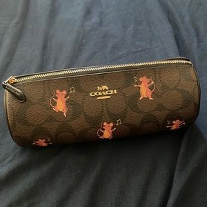 COPY - Coach cosmetic bag